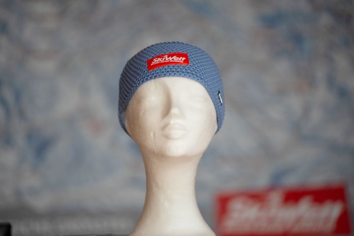 a head with a knit hat SKIWELT